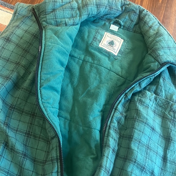 Vintage 90s NW territory quilted flannel vest - Picture 4 of 5